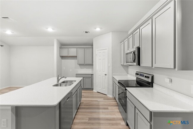 Photo - 1623 Merritt St