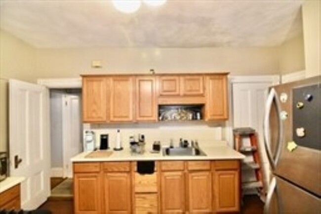 Photo - 356 Dorchester St Apartment