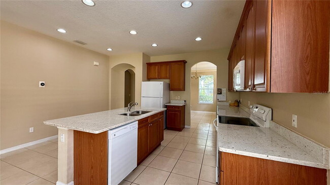 Photo - 6679 Duncaster St