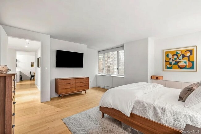 Photo - 322 W 57th St Unit 37K1