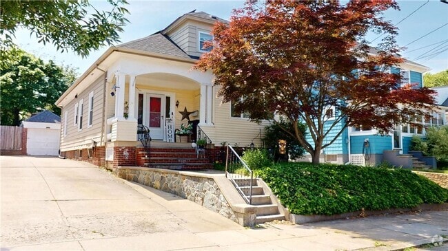 Building Photo - ****Providence/Mt. Pleasant – Single Famil... Rental