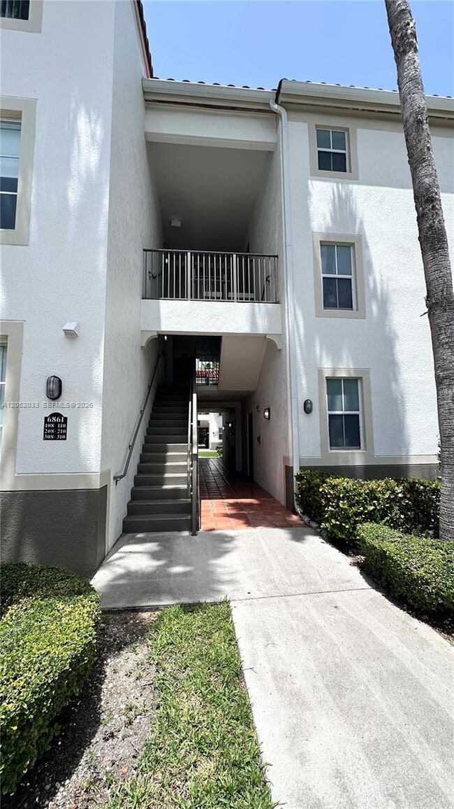 Photo - 6861 SW 44th St Unit 209