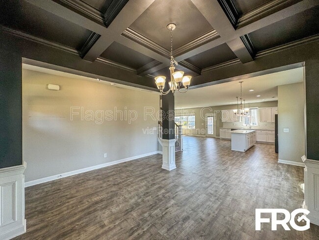 Photo - 208 Coffman Dr