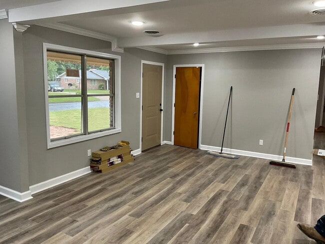 Photo - 2209 W 40th Ave