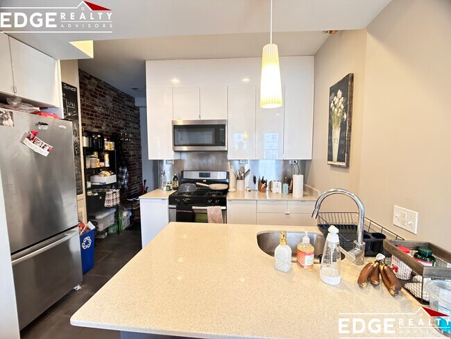 Photo - 101 Glenville Ave