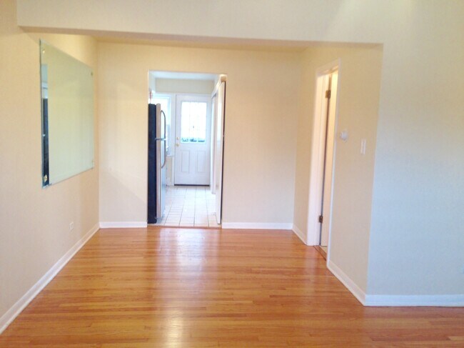 Photo - 4700 N Ashland Ave Unit 2