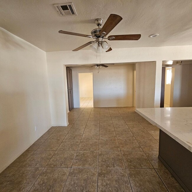 Photo - 3 bedroom/2 bath home for Rent