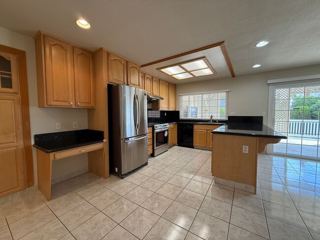 Building Photo - Beautiful Home In The Heart of Berryessa Area