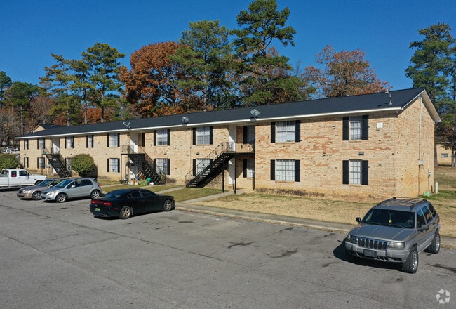Pine Crest Apartments
