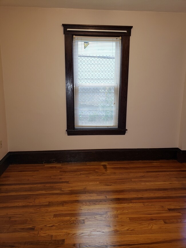 Photo - 21 Waverly St Unit 4-L