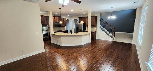 Photo - 718 Erika Ln