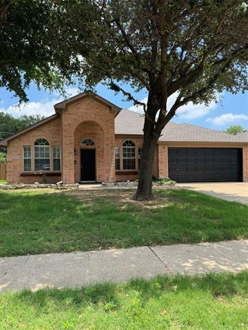 Photo - 2502 Blue Holly Dr House