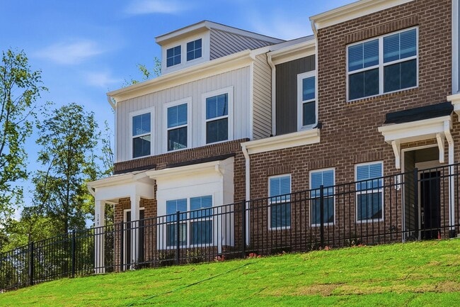 Photo - BRAND NEW TOWNHOME-9 FOOT CEILINGS-TWO CAR GARAGE-POOL COMMUNITY