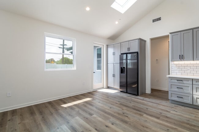 Photo - 6402 Kenwater Pl