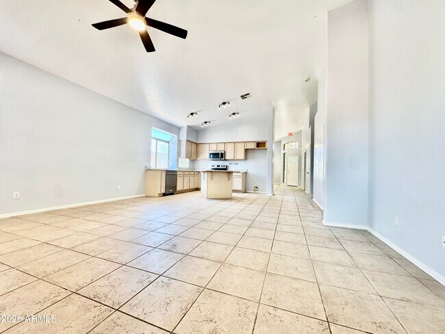 Photo - 16401 N 39th Pl