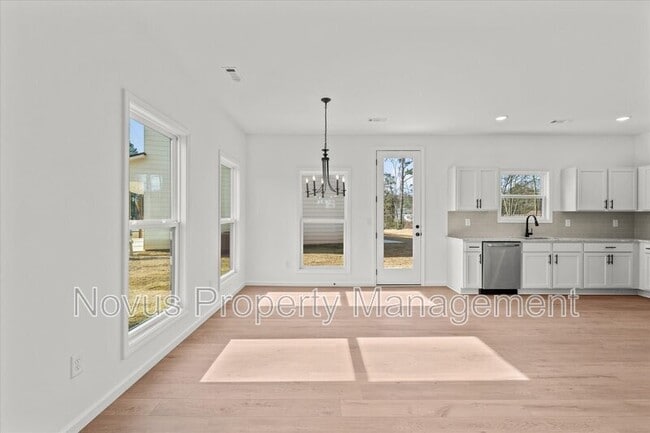 Photo - 101 Carroll Cir