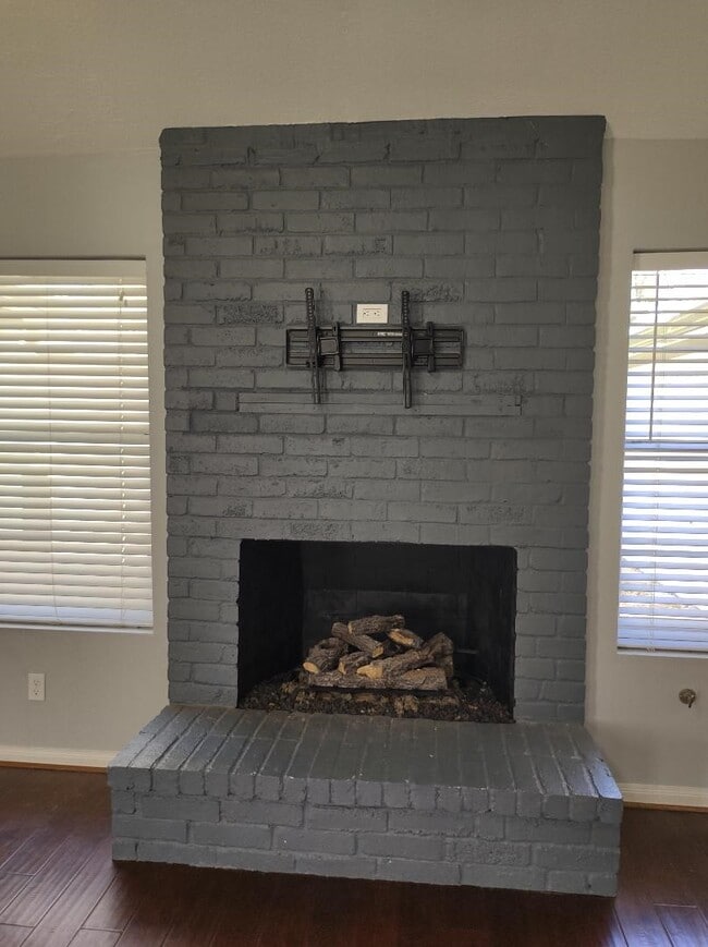 Photo - 16306 Congo Ln