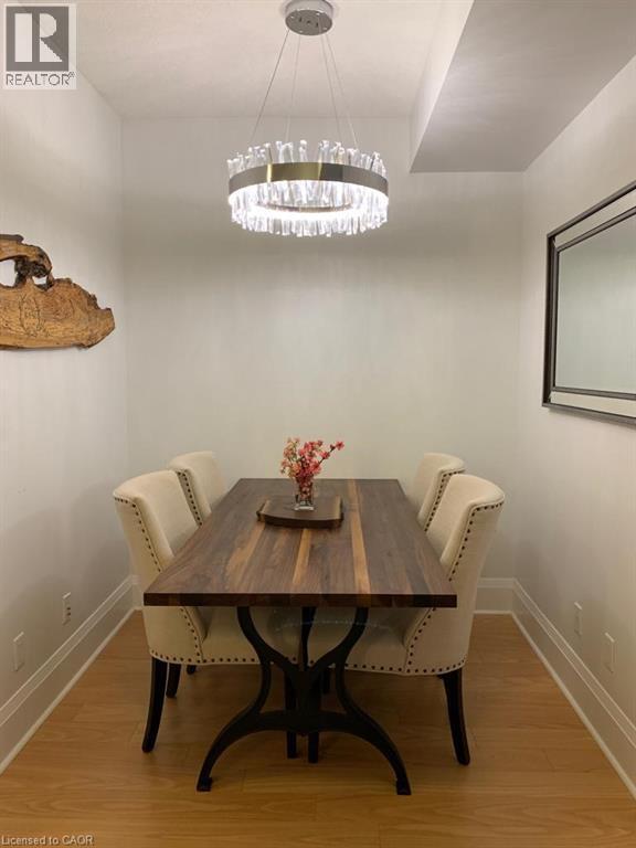 Photo - 100 Harrison Garden Blvd Unité 1314