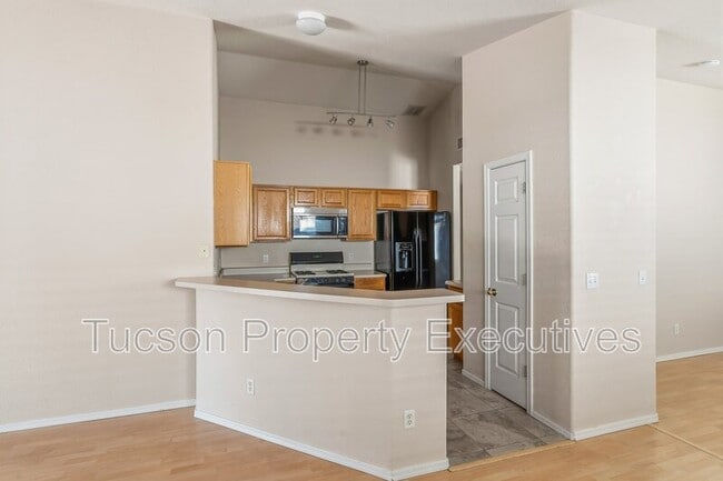 Photo - 13256 N Hammerstone Ln