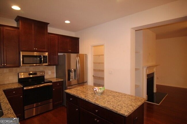 Photo - 5850 Vinyard Ln