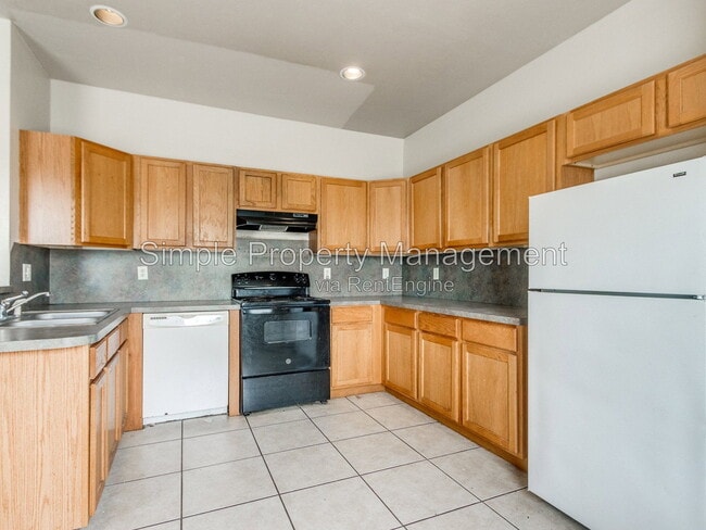 Photo - 14625 Gilbert St Unit C