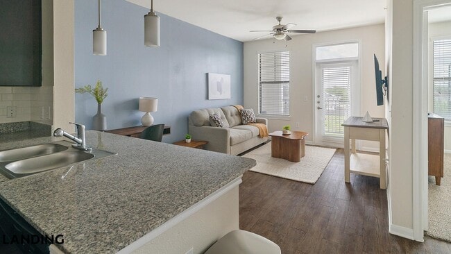Photo - 14580 Crosby Fwy Unit 329