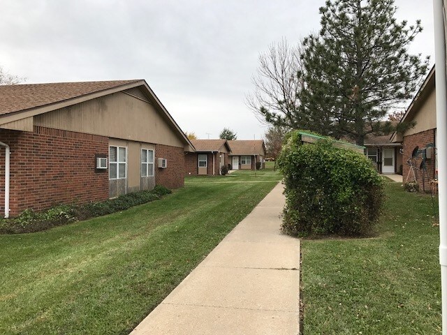Photo - Virginia Manor Apartments Of Holden
