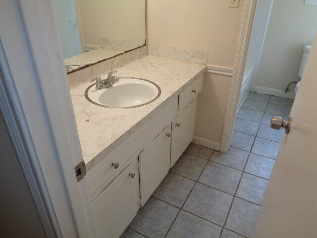 Photo - 29419 Raestone St