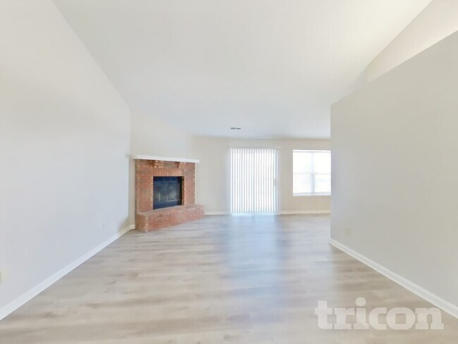 Photo - 2342 Valley Creek Way
