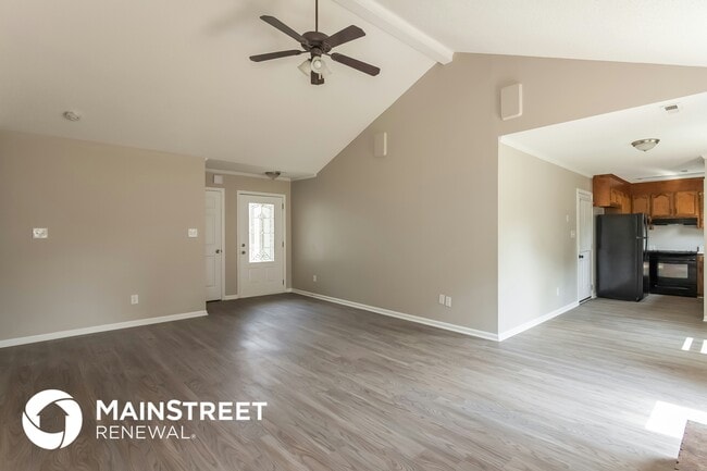 Photo - 2030 Hedgelawn Dr