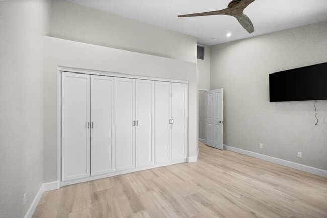 Building Photo - Beautiful Chandler Home