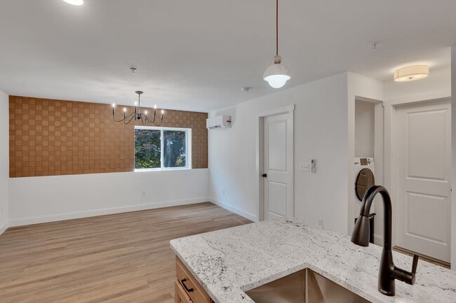 Photo - 36 Pawling Ave Unit 201