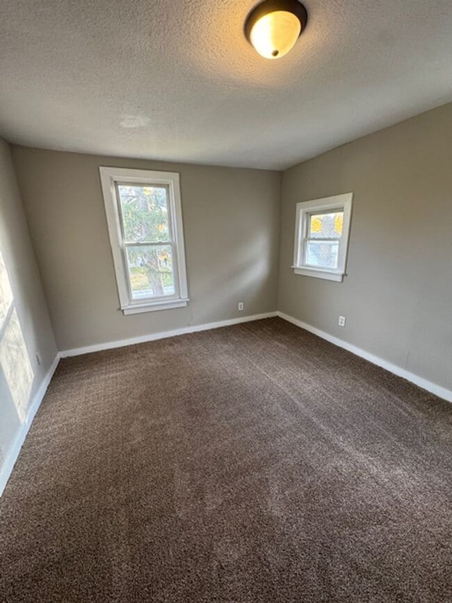 Photo - 1420 St Joseph Blvd