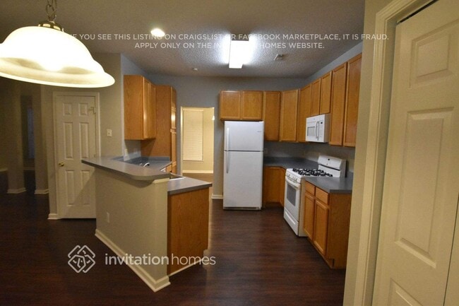 Photo - 4251 Barley St SW