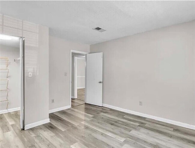 Photo - 6900 Roswell Rd Unit 10Q