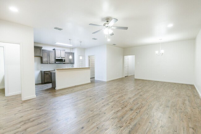 Photo - Beautiful Newer Townhome Located South of ...