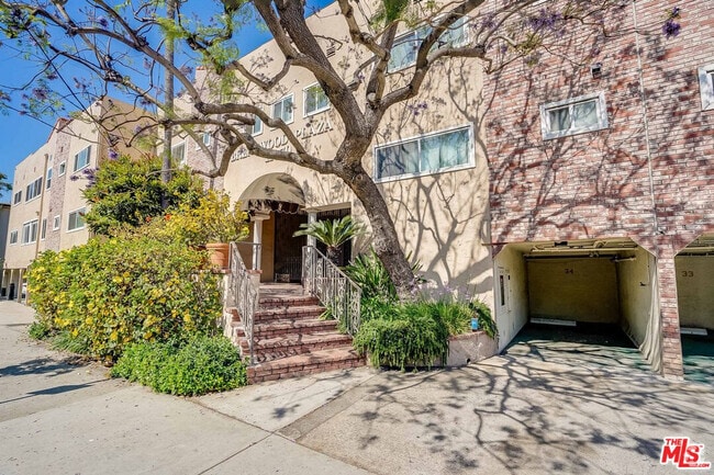 Building Photo - 11670 W Sunset Blvd Unit 307 Rental