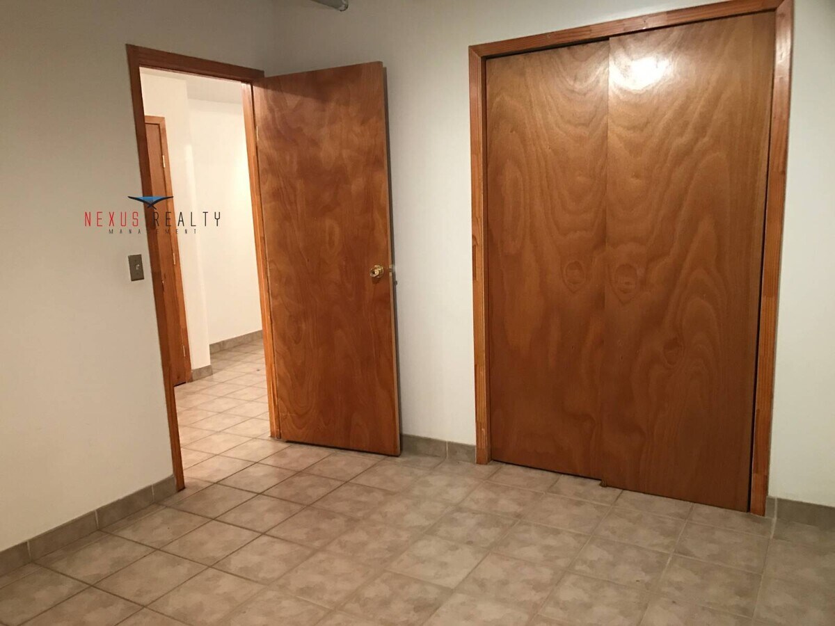 Photo - 48-31 44th St