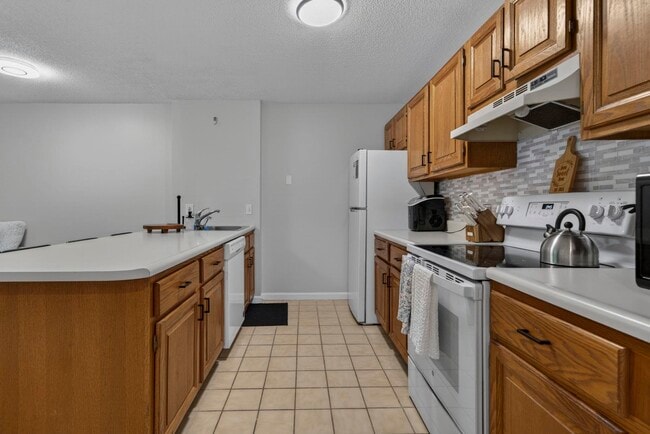 Photo - 120 Fisherville Rd Unit 168