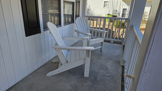 Photo - 106 Antler Ln