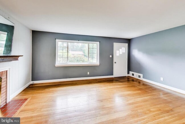 Photo - 7215 Normandy Ln
