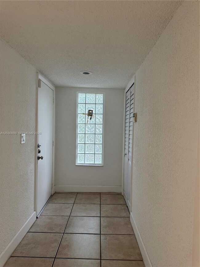Photo - 16184 Laurel Dr Unit 204