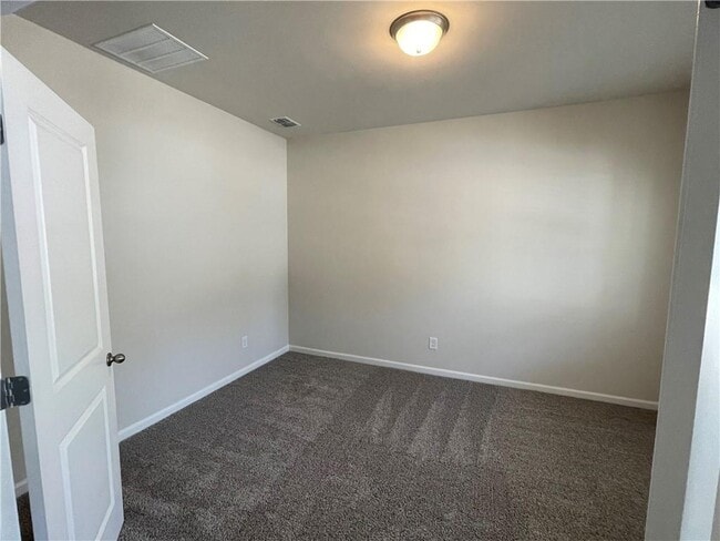 Photo - 128 Longleaf St