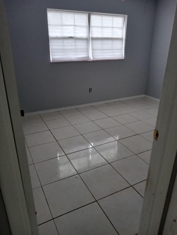 Photo - 819 13th Ave NW