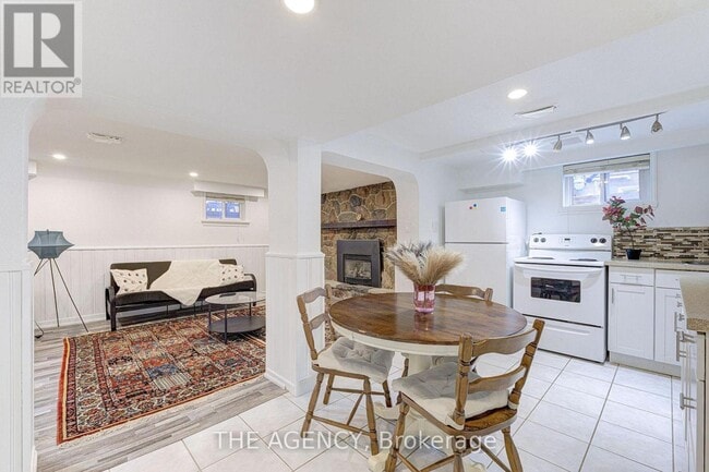 Photo - 82 Harrison Dr