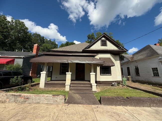 Building Photo - 917 Edgar D Nixon Ave Rental