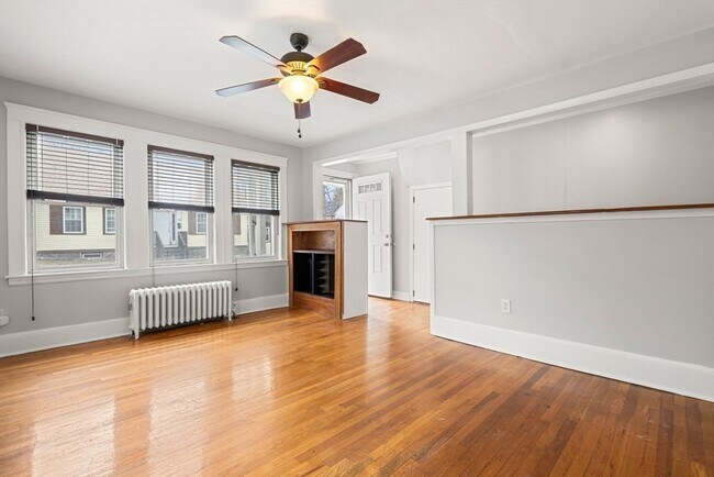 Photo - 9-11 Cross St Unidad 9