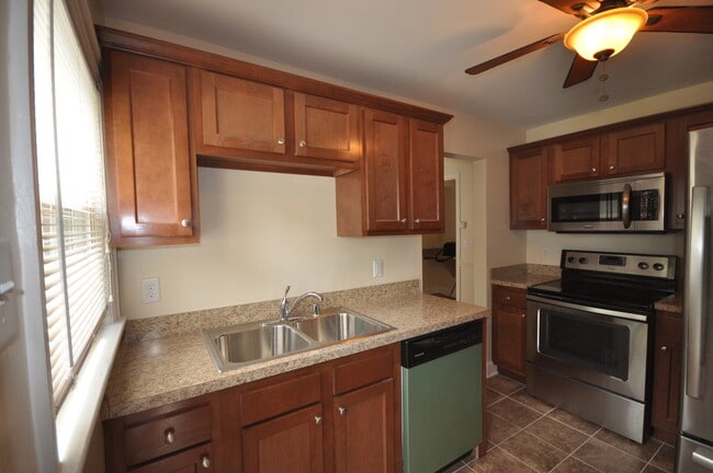 Photo - 505 Pyke Rd