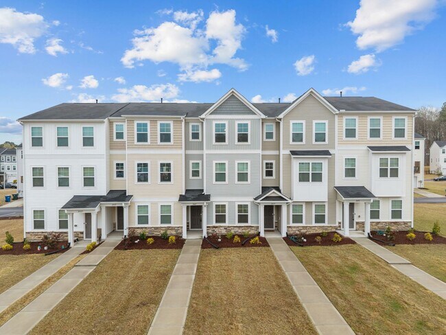 Photo - Raleigh Living Made Easy – 3BR Townhome w/ Amenities & Prime Location