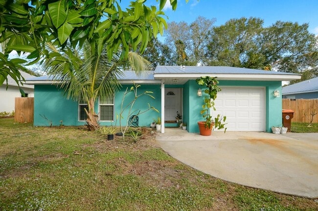 Photo - 2386 28th Ave SW